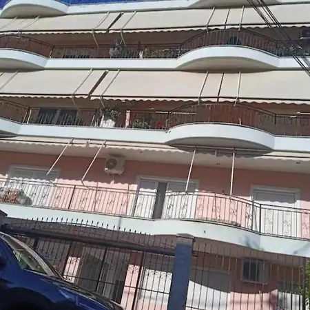 Appartamento The Family House Tirana